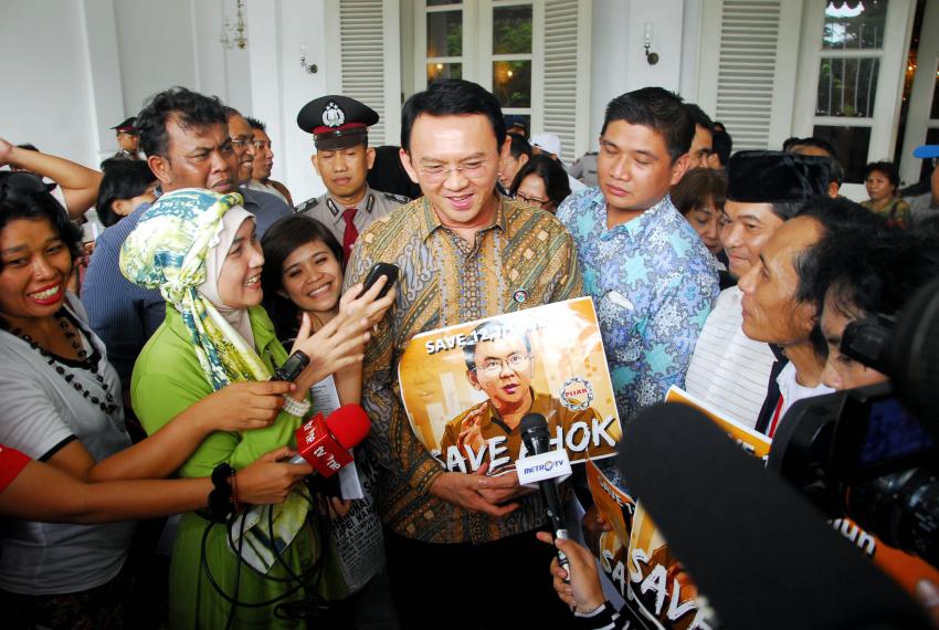 20AHOK TERIMA DEMONSTRAN 8.jpg